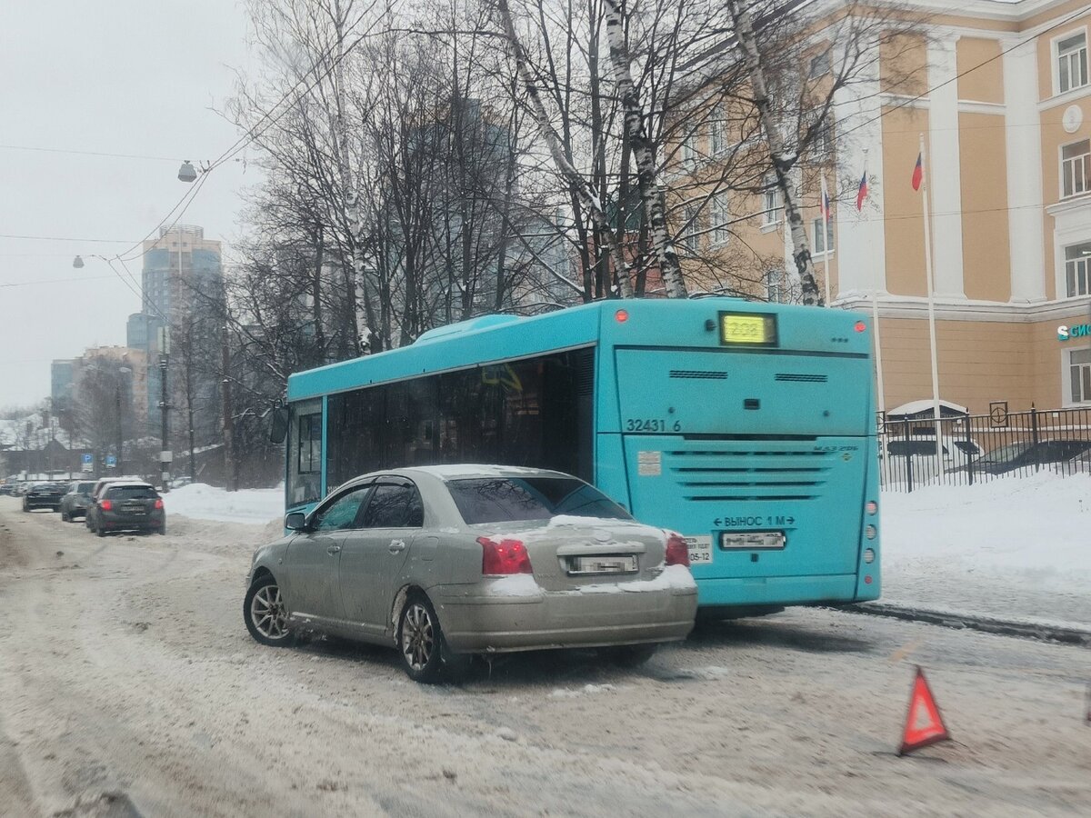 Как взыскать ущерб с виновника ДТП если у него нет полиса ОСАГО ...