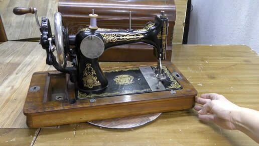 Коллекция старинных швейных машинок . Часть 1 .