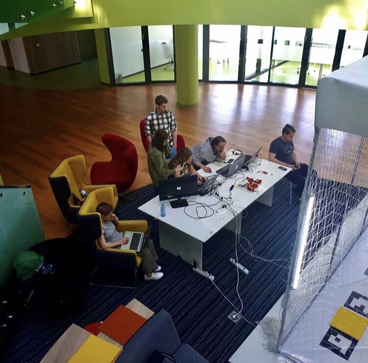 ЦУП - центр управления полётами