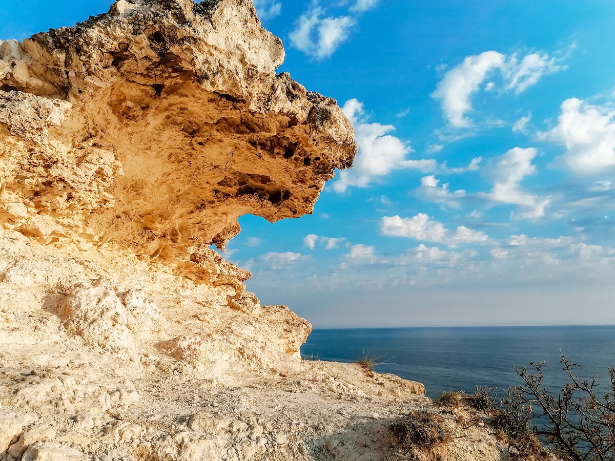 По пути к гроту Дианы.