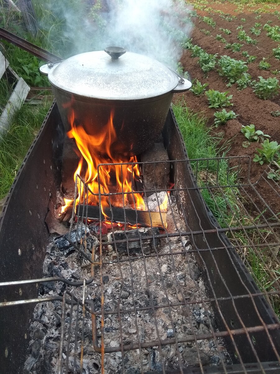 Варится уха