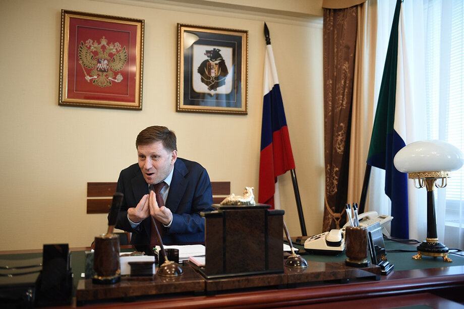 За два года работы губернатором Фургал успел испортить отношения сразу с несколькими крупными игроками.
Фото: Александр Миридонов/Коммерсантъ