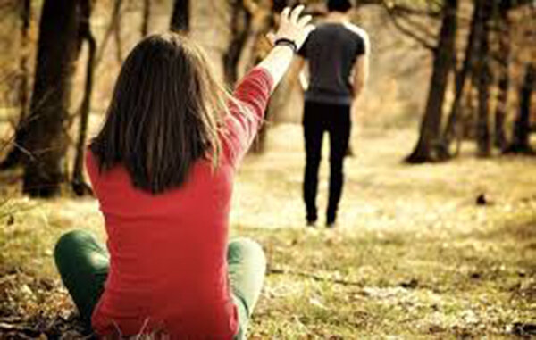 Источник: http://zhenskie-radosti.ru/otnosheniya/pochemu-muzhchina-sbegaet-ot-zhenshhiny-4-prichiny-neozhidannogo-razryva/