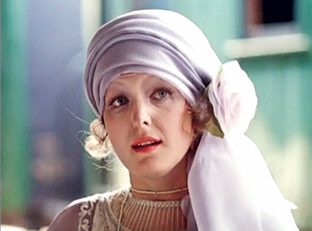 Актриса Ольга Вознесенская. Кадр из фильма "Раба любви" 