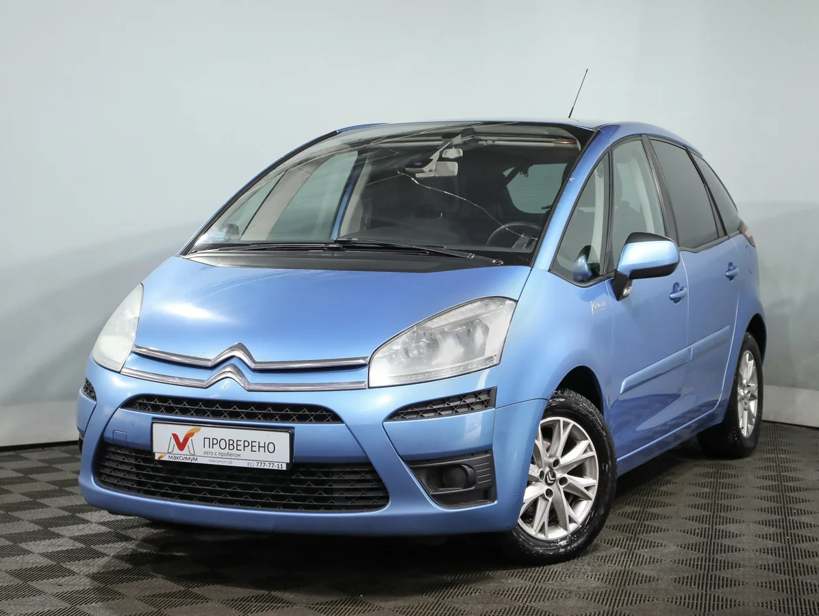 Ситроен еще более  снаружи и внутри похож на космический корабль. Но даже человек на Драйв2, который собаку на Ситро-пыжах съел и помогает выбирать авто многим поклонникам этих марок отговаривает меня брать авто после 2010 года с 1,6 Турбо... Предлагает купить Ситро с атмосферным 2,0 и классическим автоматом, а потом доработать его под себя...