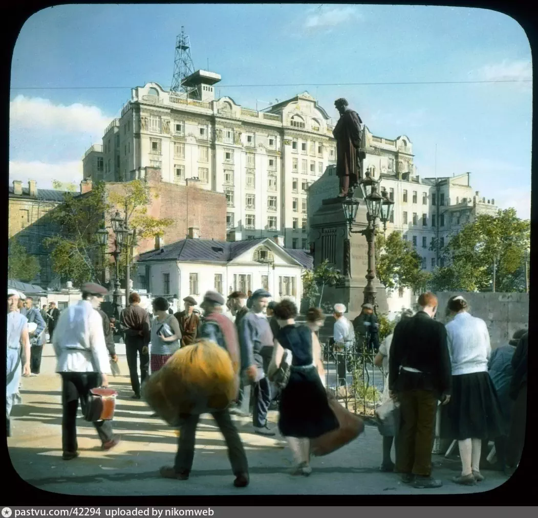 Страстная площадь 1930 – 1931. Источник: Branson DeCou archive.