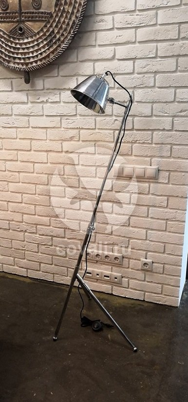 Напольный светильник (торшер) латунный