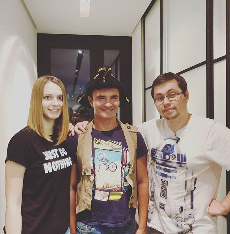 Лайк - если тоже уважаешь пиратов!