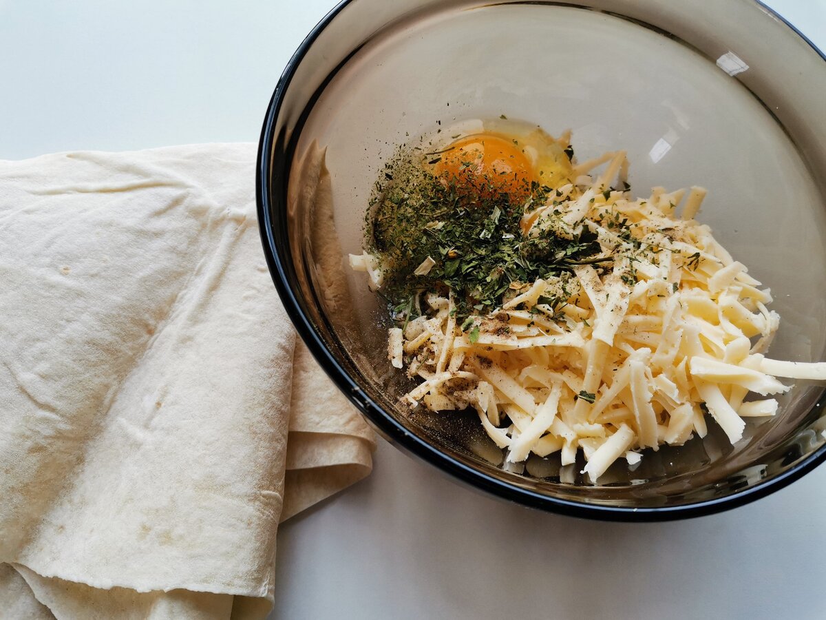 Конвертики из лаваша с сыром фоторецепт