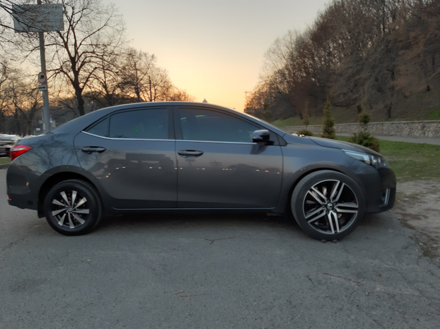 Головка блока цилиндров двигателя Тойота Королла 1.6: 1.6 1ZR-FE E180
