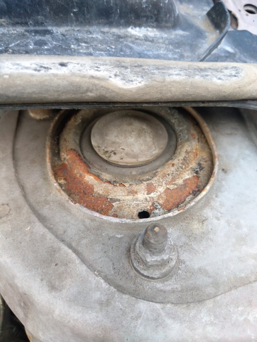 корейский производитель, 2012 г.