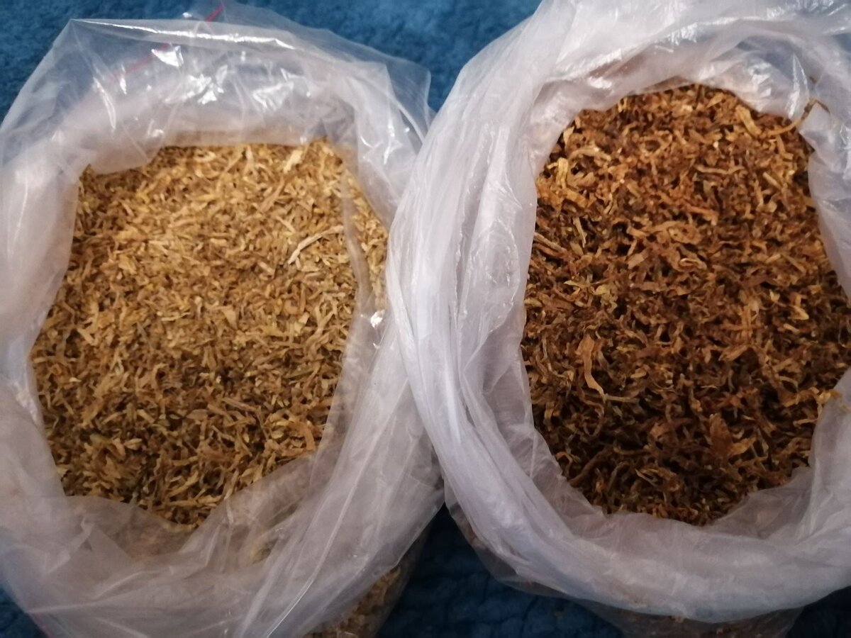 Слева - Rustobaco, справа - Tobaco-35