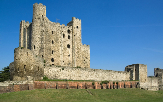 Замок Рочестер. Кент. Несмотря на то, что замок достаточно сильно разрушен, величие его потрясает. Яндекс. Из открытых источников.