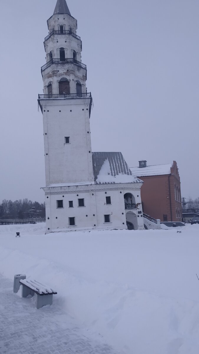 Невьянская башня