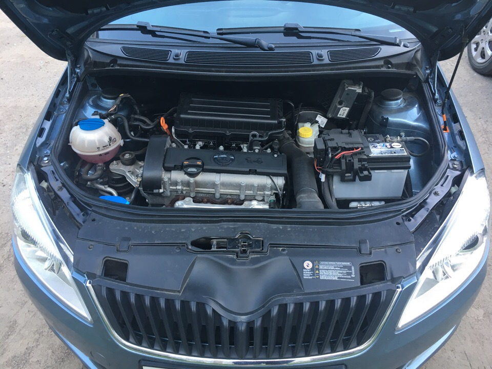 Контрактные (б.у.) двигатели Шкода Fabia хэтчбек III (NJ3) 1.4 TSI R5 CZCA