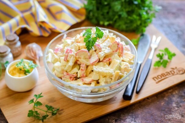 Салат «Прелесть» с крабовыми палочками