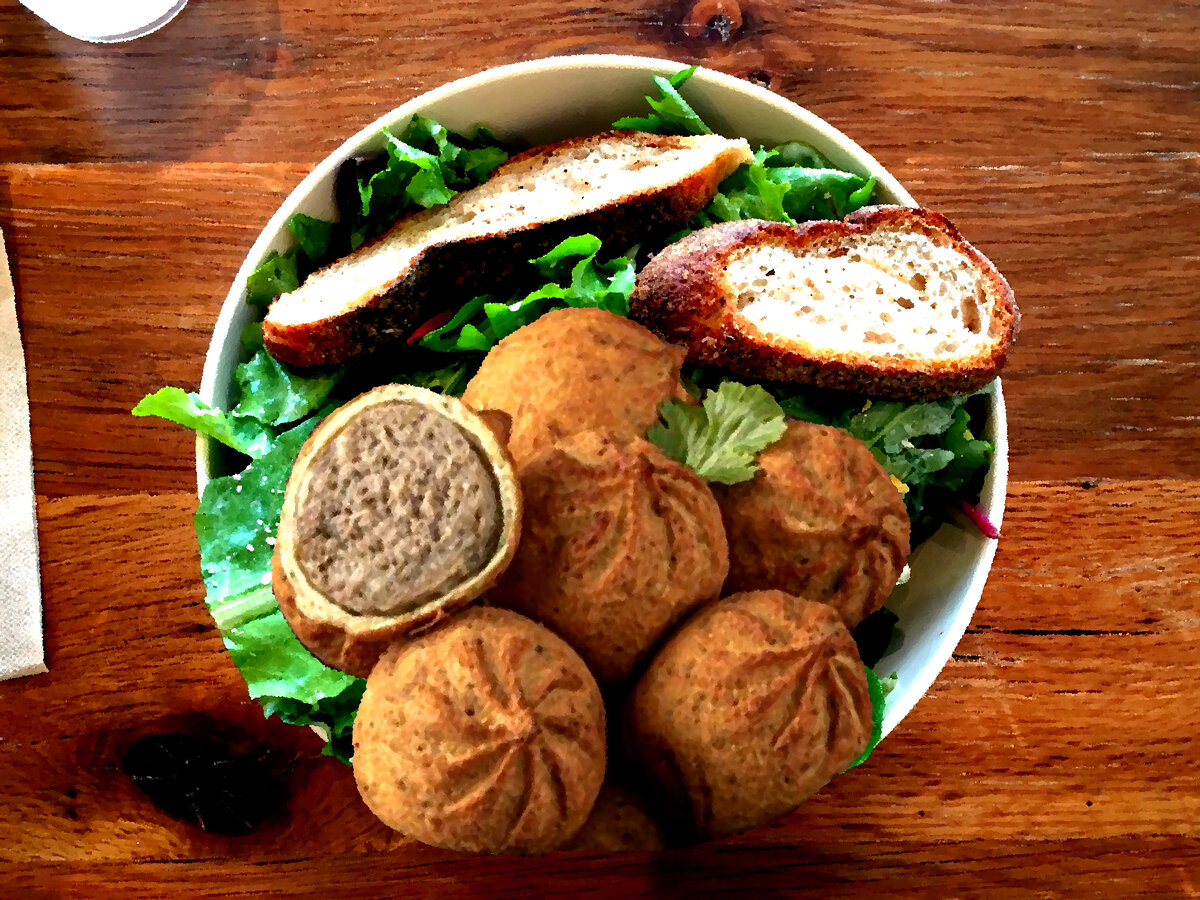 Митстоуны "По восточному"...в них больше приправ и позавитестей завиточки на макушке.