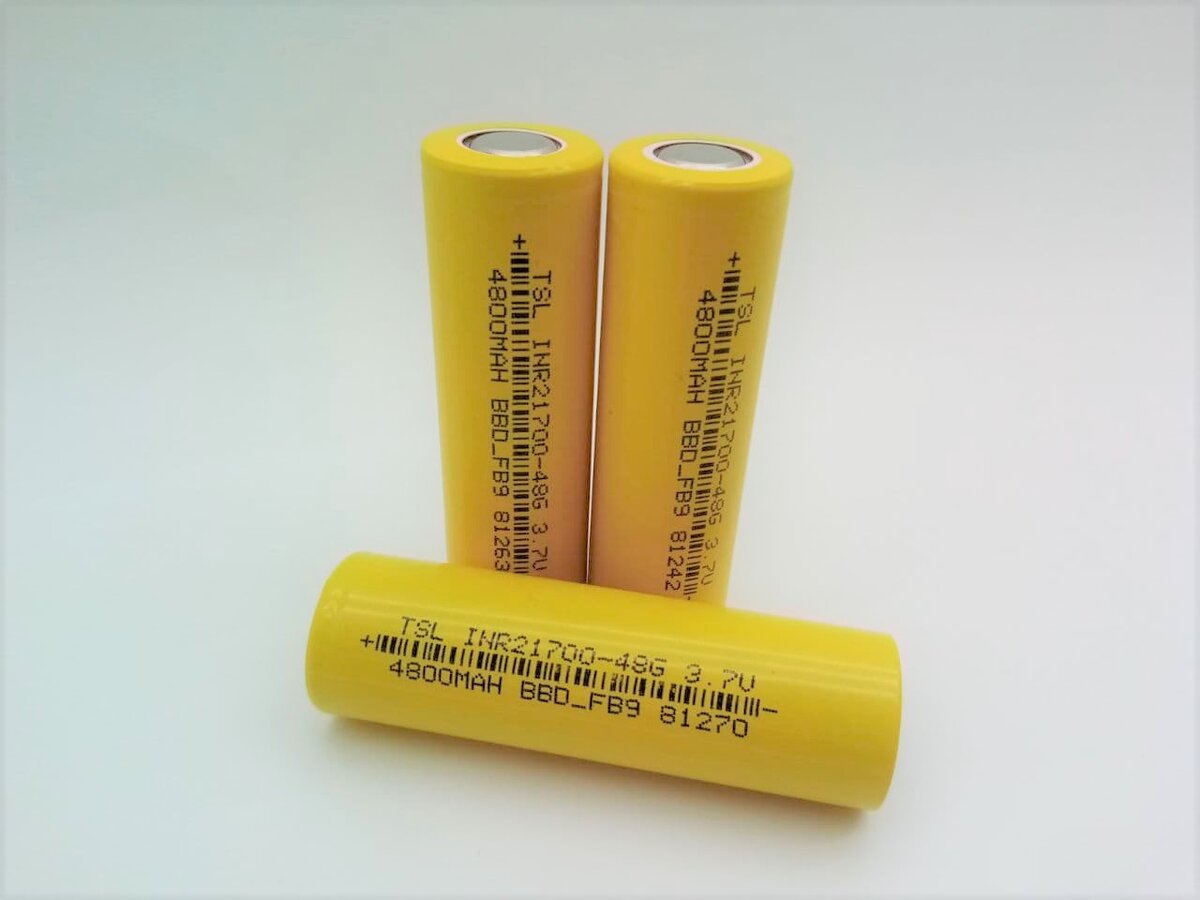 Литий-ионный аккумулятор 21700 (Tesla)