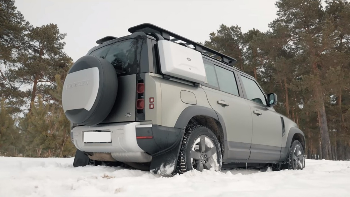 Land Rover Defender 2021