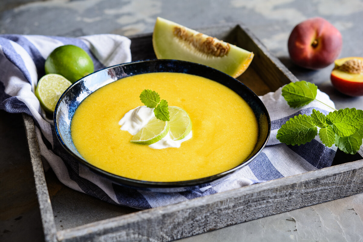 Пряный суп из дыни 