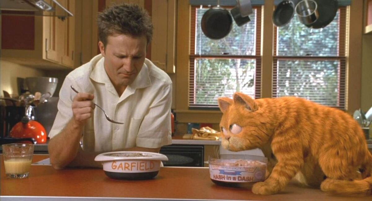 Кадры из фильма "Гарфилд". Карусель, листайте