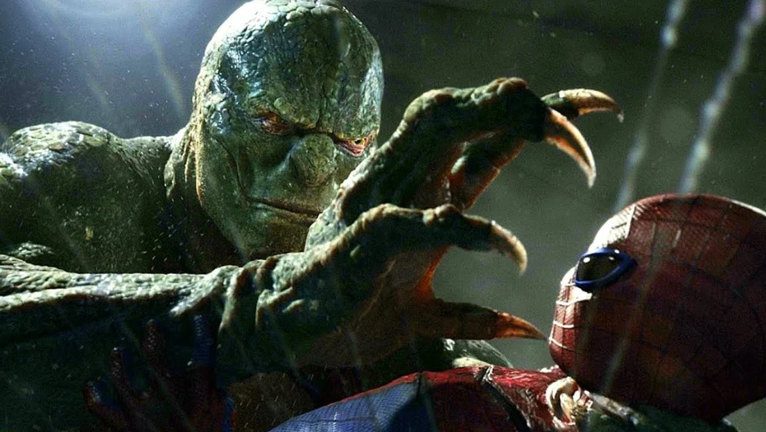 "Новый Человек-Паук" режиссер Марк Уэббер. 