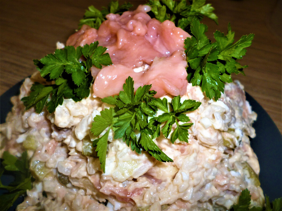 Вкусный Рецепт: Диетический салат с красной рыбой