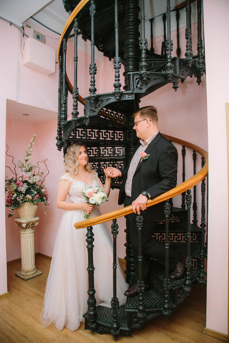 Винтовая лестница в Мещанском ЗАГСе (фото Анна Павлова)