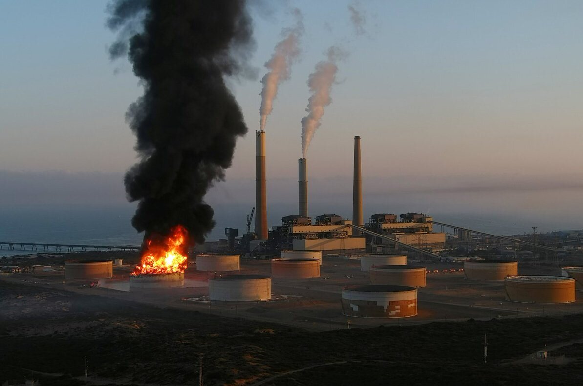 Обстрел палестинскими боевиками нефтепровода в Израиле