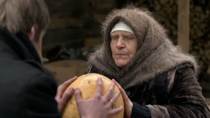 Баба Нина – слепая ясновидящая, которая всегда помогает другим людям