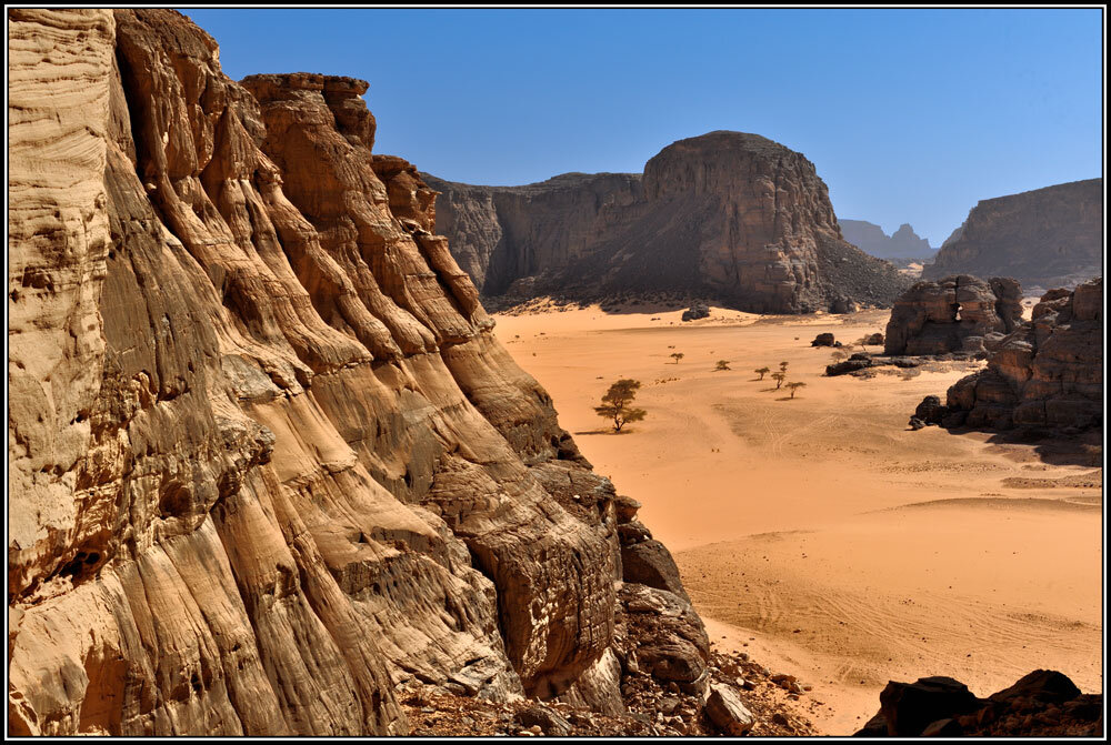 Страна ливия алжир. Национальный парк Ахаггар. Ахаггар Алжир. Нагорье Ахаггар. Тадрарт-Акакус Ливия.