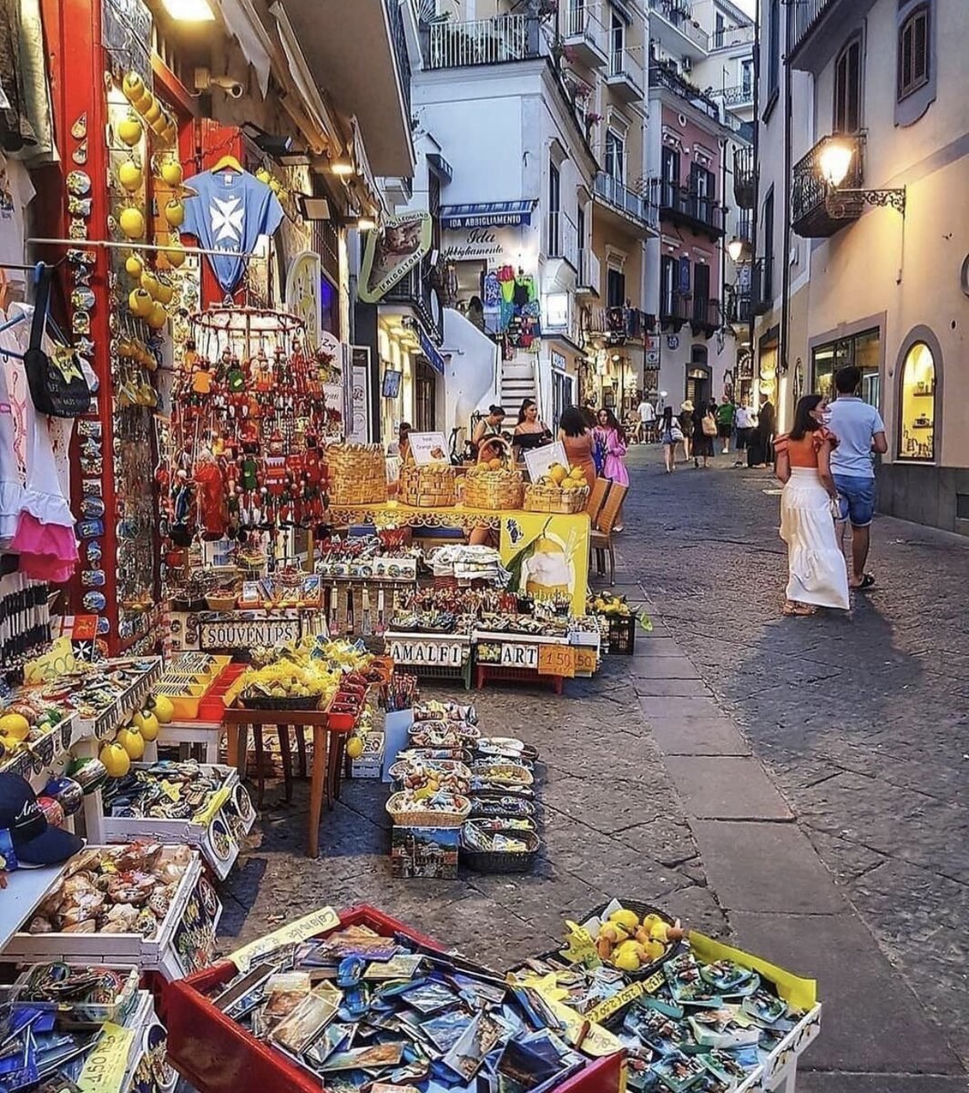 Разговорный итальянский для туриста: Mi spiego! (Фото взято из доступных источников сети интернет)