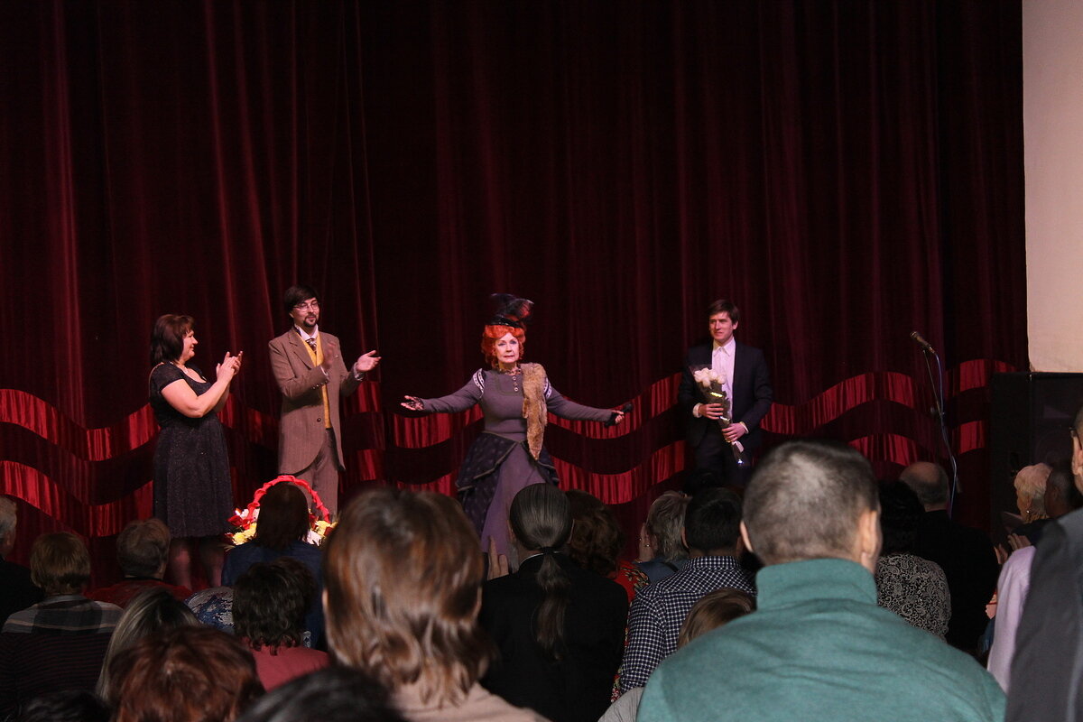 Театральный капустник