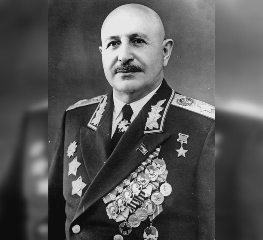 Маршала советского союза и х баграмян. Маршал советского Союза и.х. Баграмян.