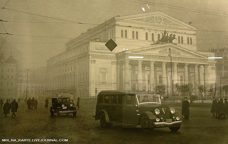 1900 1960. Двухэтажный троллейбус в Москве 1935. 1938 Год. Сталинская эпоха. Фото э. Евзерихин. Метро.