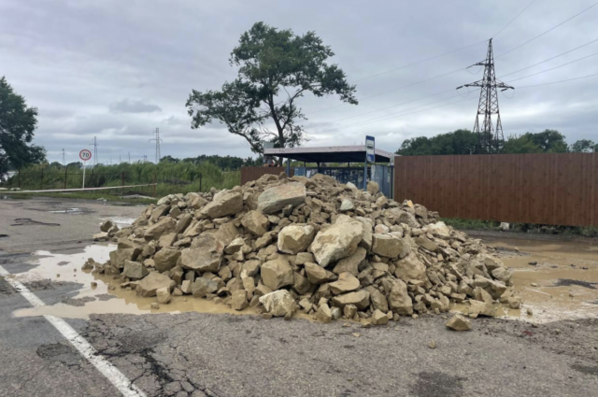    В Уссурийском ГО, не дождавшись схода воды, ликвидируют последствия паводка