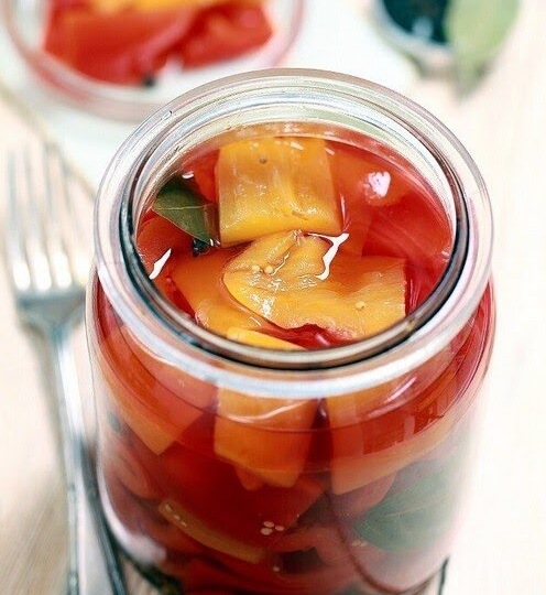 Это самый быстрый маринованный перец без стерилизации и самый вкусный: мариную много лет и другим советую. И соседи уже 3 год его закрывают