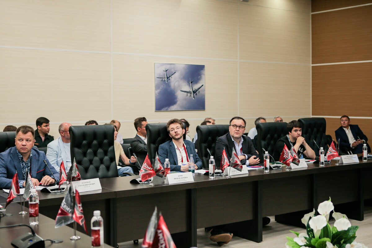 Круглый стол «Робототехника – технологии и компоненты. Искусственный интеллект в робототехнике»