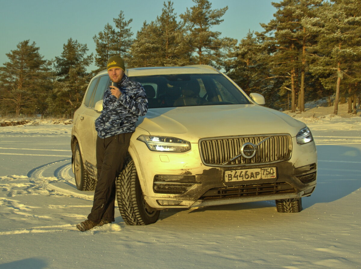 Volvo XC90 после мощного рестайлинга в 2015 году.