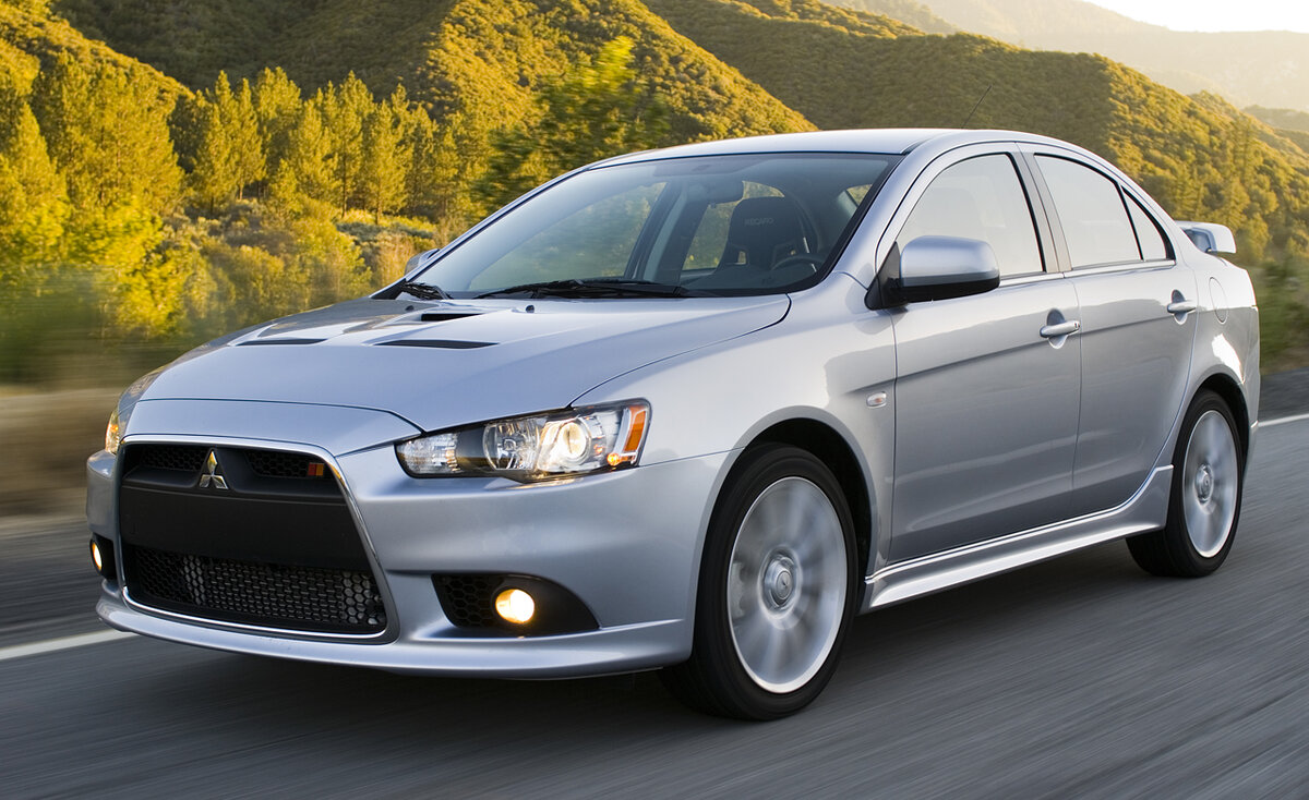 Mitsubishi Lancer 