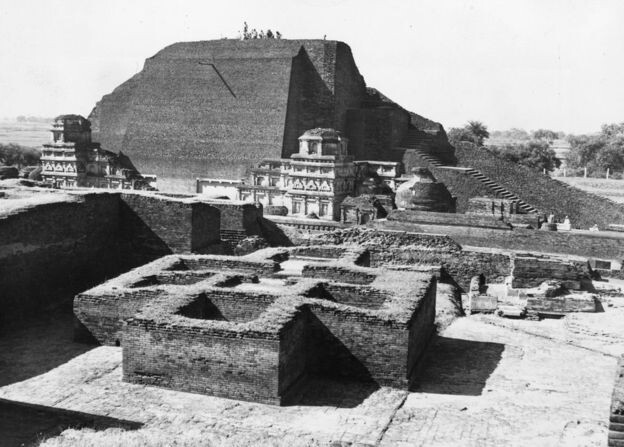 Изображение с изображениямиGETTY IMAGESПодпись к изображениюРуины исторического университета Наланды