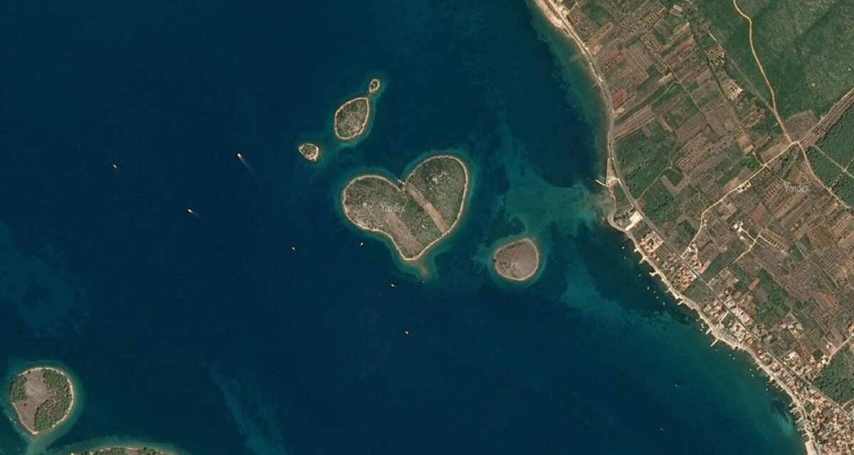 о. Галешняк , Адриатическое море. Яндекс.Карты