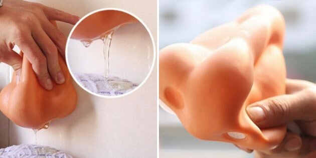 Силиконовый дозатор для жидкого мыла в виде заложенного носа. Разумеется, мыло подаётся из одной из ноздрей.