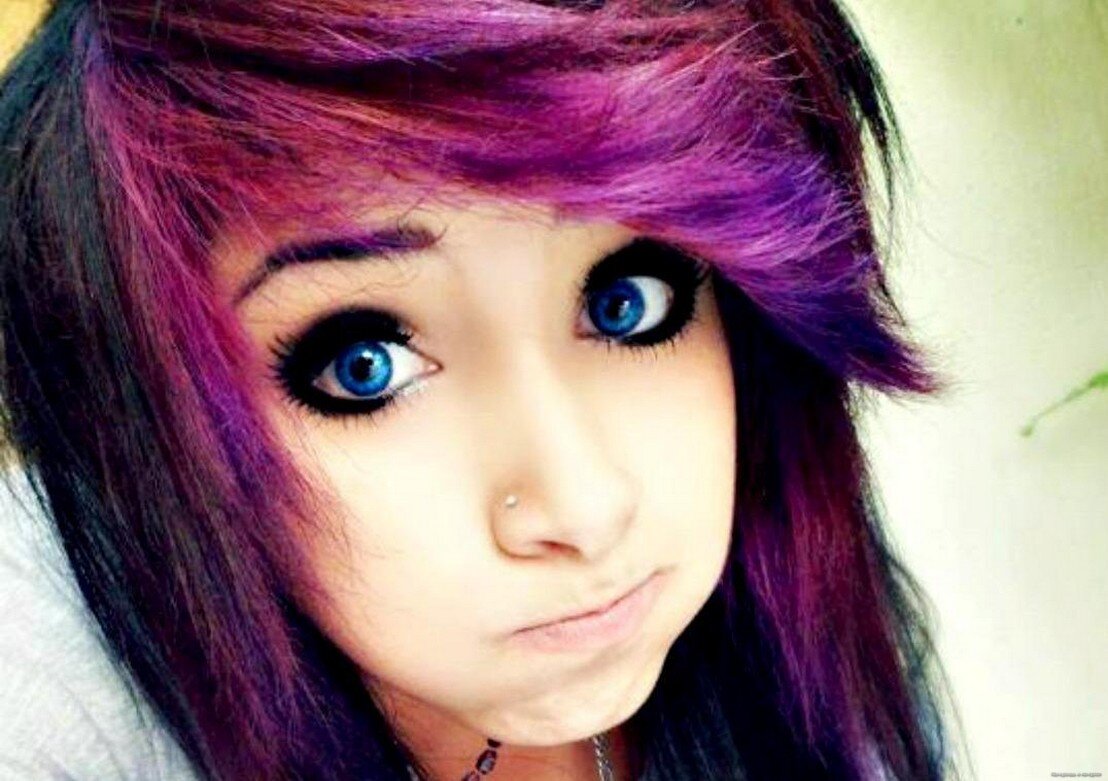 Няшные девочки. Эмо девушки красивые. Эмо герл 2007. Мила грей. Эмо прическа женская.
