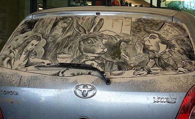 Рисунки на грязных автомобилях Скотт Уэйд