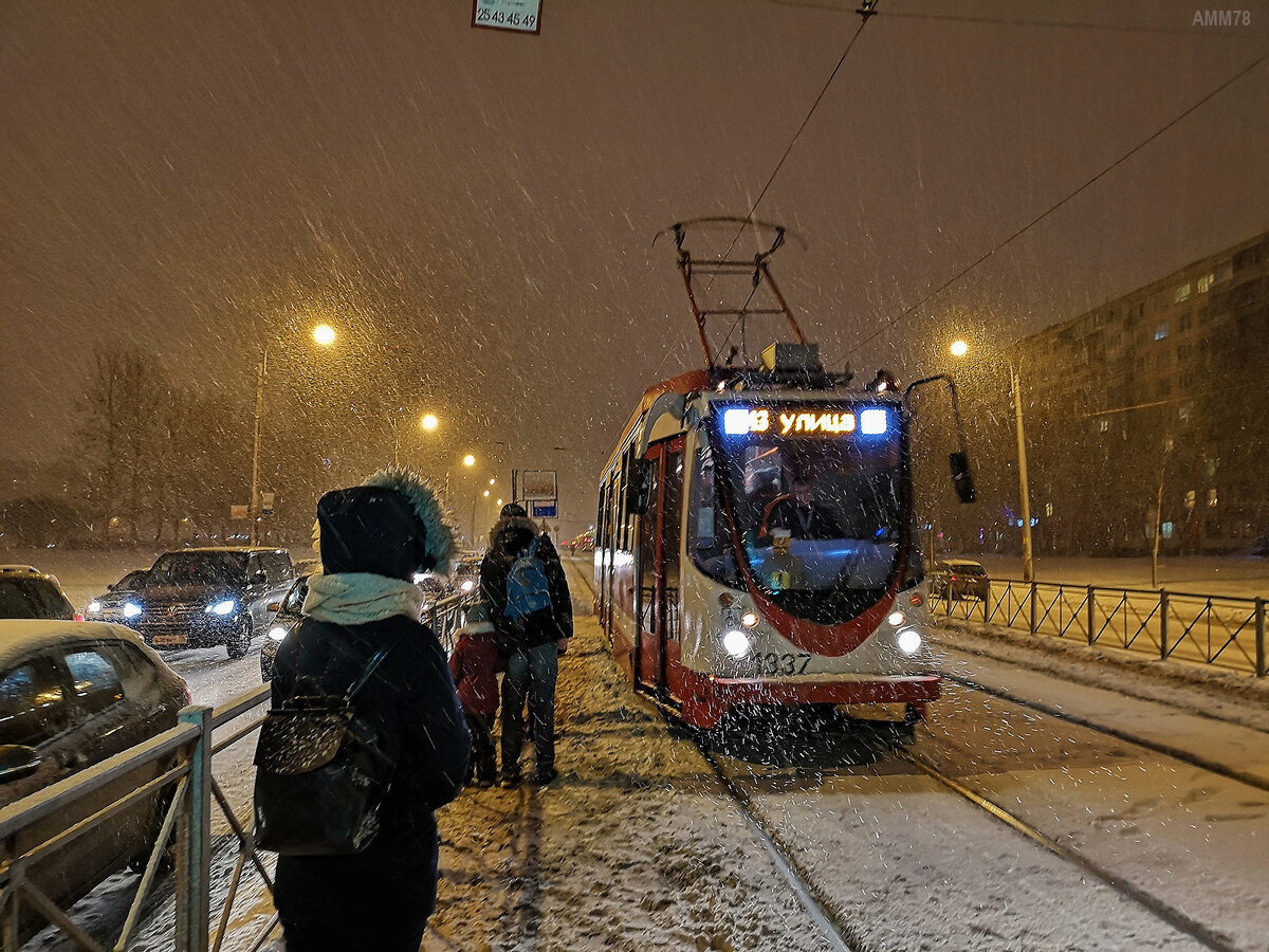 https://www.flickr.com/photos/amm78/45746716334/in/dateposted-public/