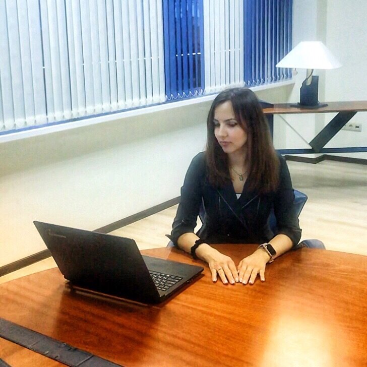 Привет...      Я - Олеся Хан , руководитель юридической компании «ПактумПроф». И если ты на моей страничке - значит скоро тебе не нужны будут юристы, чтобы разбираться в тонкостях многих юридических вопросов......                                                                                               ❗️При этом тебе не нужно учиться 5 лет в университете, ведь Я и моя команда запускаем для ТЕБЯ наш социальный проект - онлайн ШКОЛА ПРАВА Олеси Хан... 

Если хочешь получить знания о том, как вообще устроена наша жизнь:  куда идти, чего писать, как собрать, куда послать  -ПРИСОЕДИНЯЙСЯ
Почитывай наши публикации пару раз в неделю и ты станешь сам себе юрист 👍, а главное получишь : 

✔️ БЕСПЛАТНЫЕ ЗНАНИЯ в области налоговых, семейных, жилищных, трудовых, земельных и т.д отношениях, которые помогут тебе в твоей повседневной жизни 

✔️знания о своих правах и возможностях, где и как ты можешь сэкономить или законно получить причитающиеся тебе деньги

✔️как законно избавиться от долгов и кредитов, объявив себя банкротом

✔️только максимум полезной и практической информации, без всякой «воды», которую преподают в университетах. 

✔️ возможность самому вместе с другими определять наиболее интересующие тебя темы  путём вопроса или комментария 

Так ДОСТУПНЫ ЗНАНИЯ еще не были ☝️ 