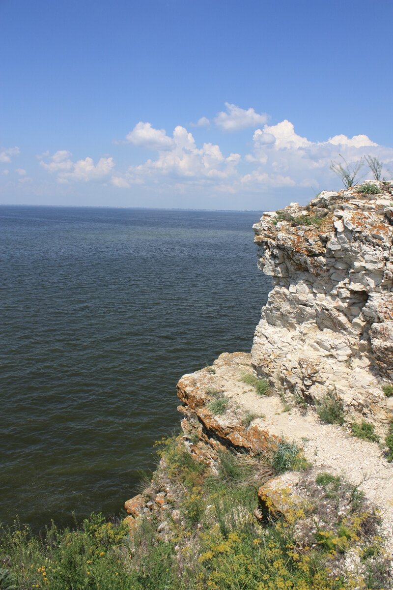 Вислый камень змеиный Затон