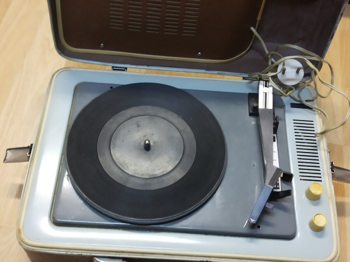 Икар-303.