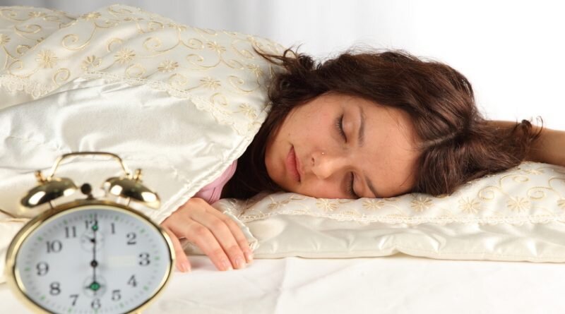 Продолжительность вашего сна было достаточно для отдыха организма. Недосып негативно влияет на работу всего организма. Чрезмерно длинный сон приводит к нарушению деятельности сердца и нарушению артериального давления.